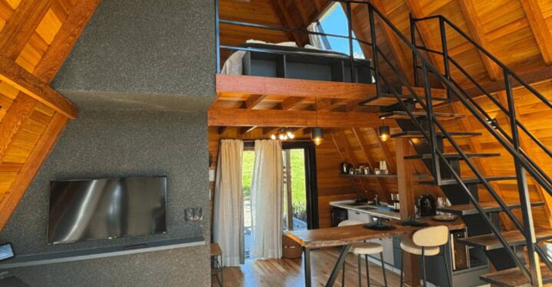 04f7e860-46ef-4198-9a49-a8106961e594