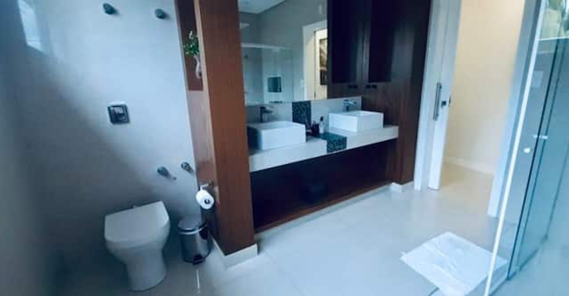 1e9cfa9e-285d-4a75-966a-30b41ad53839