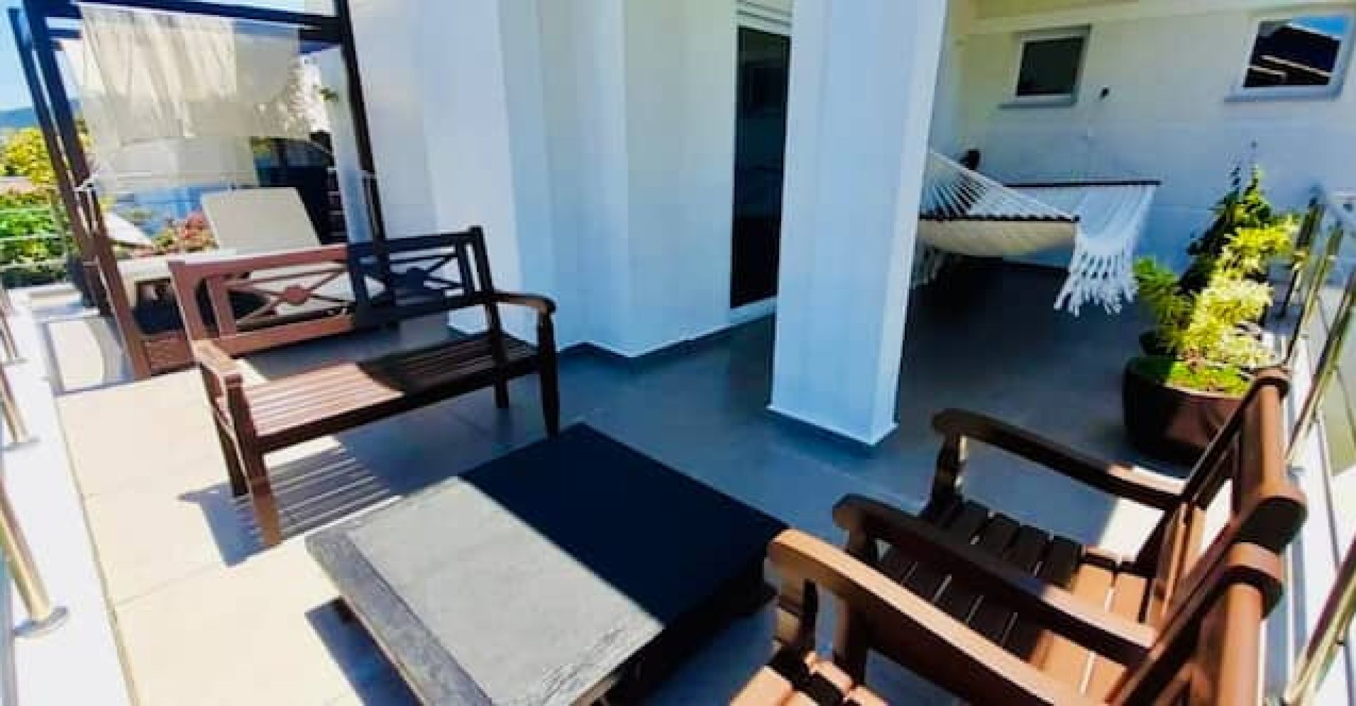 33356180-0f20-4e76-a2e7-3a572f81c390