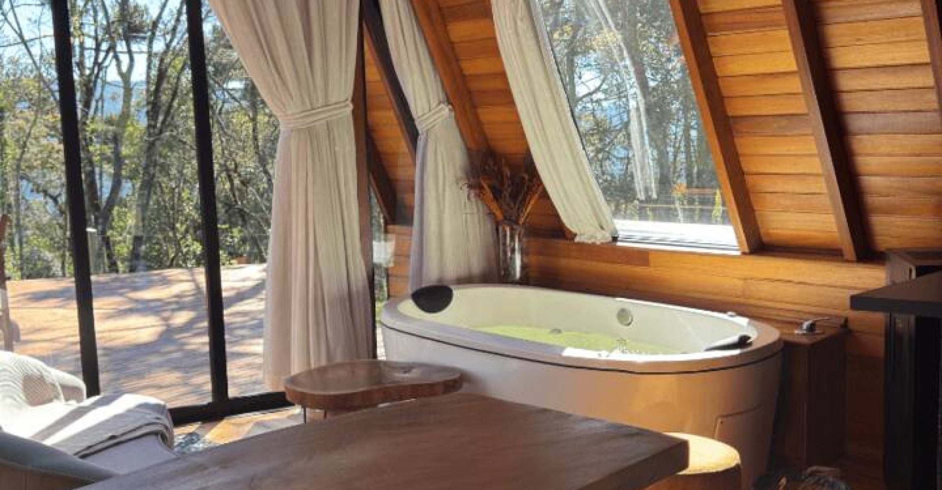 9a60890b-db9c-458b-9d0d-d02b6c8a1717 (1)