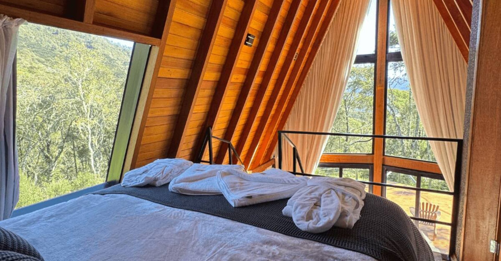 fe2de081-c81a-44c6-be6d-3fd2e5b25624 (1)